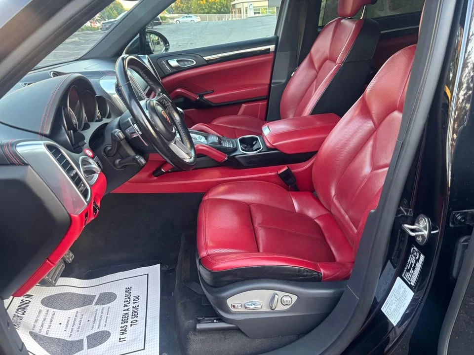 2018 Porsche 958 Cayenne - Image 12 of 19