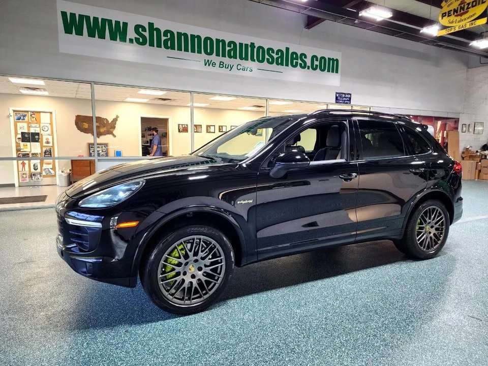 2018 Porsche 958 Cayenne S - Image 2 of 20