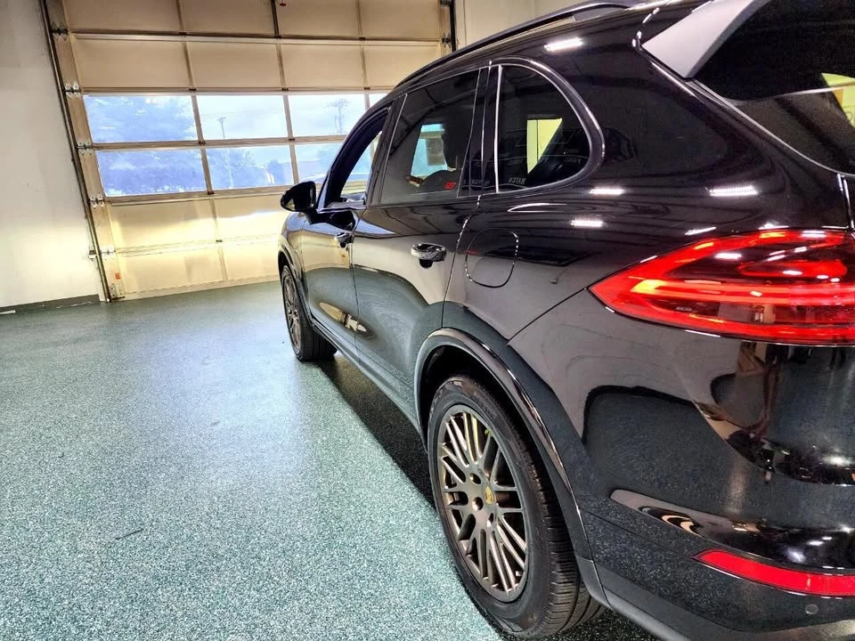 2018 Porsche 958 Cayenne S - Image 10 of 20