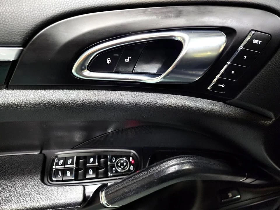 2018 Porsche 958 Cayenne S - Image 18 of 20