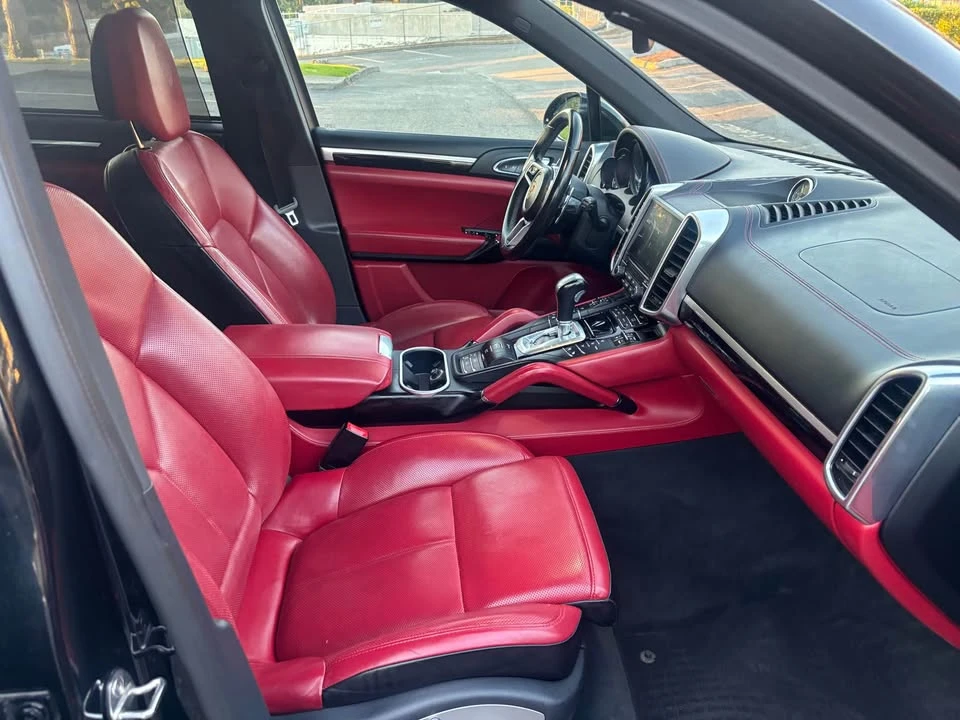 2018 Porsche 958 Cayenne - Image 14 of 19