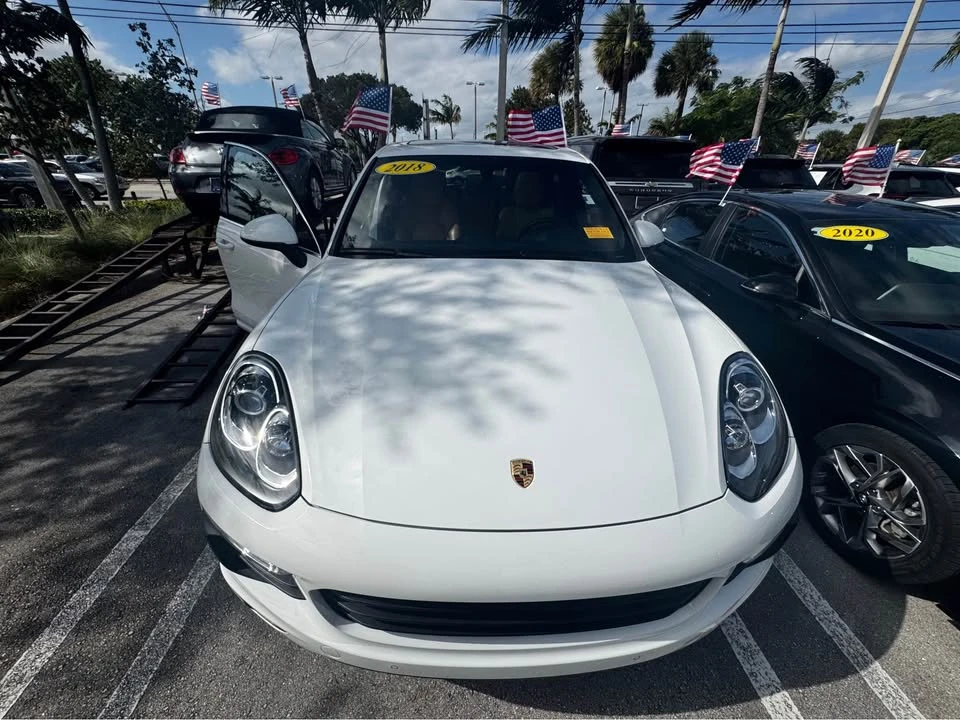 2018 Porsche 958 Cayenne - Image 2 of 12