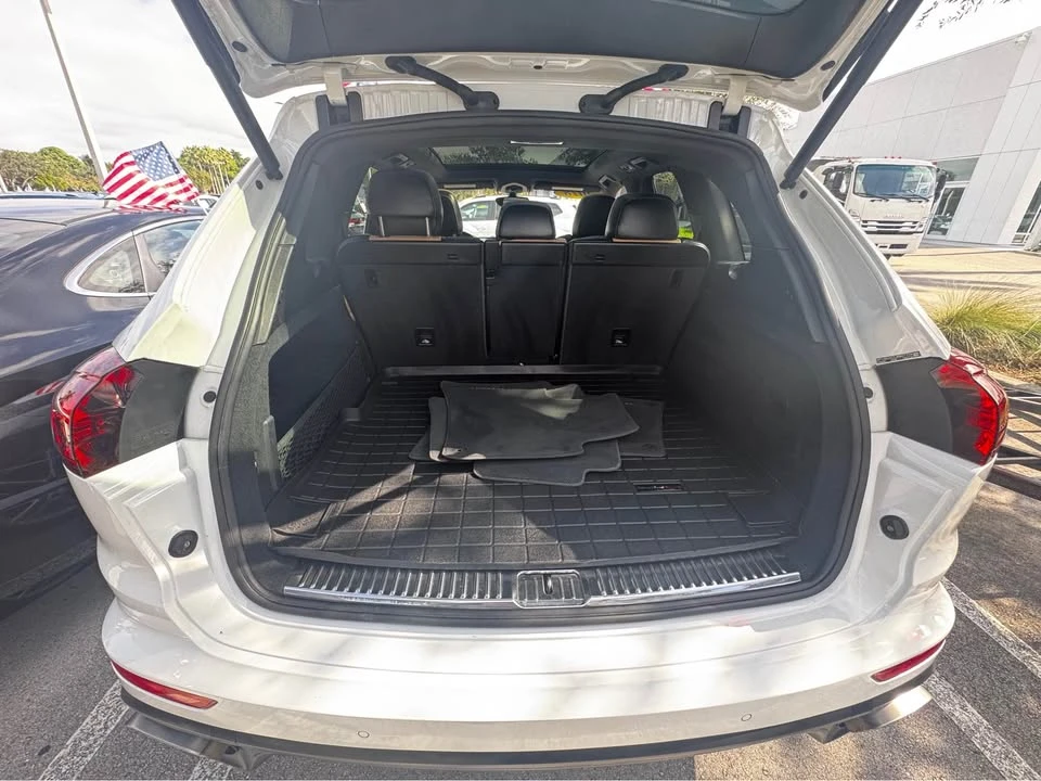 2018 Porsche 958 Cayenne - Image 7 of 12