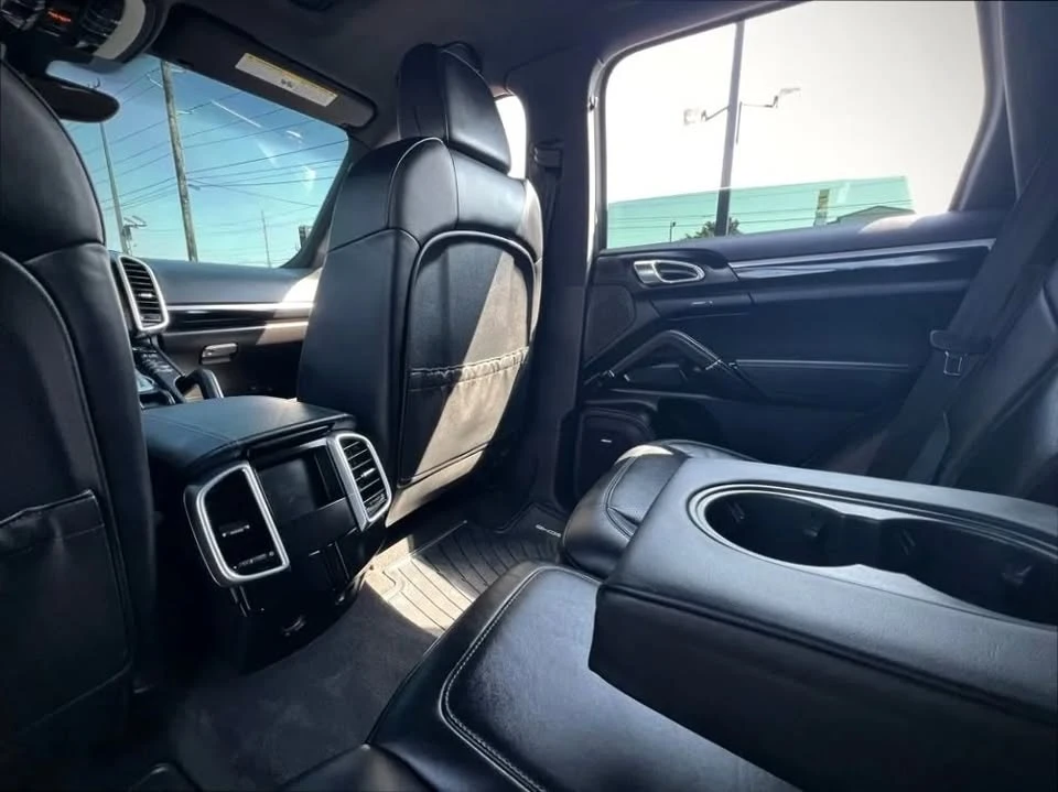 2018 Porsche 958 Cayenne - Image 19 of 20