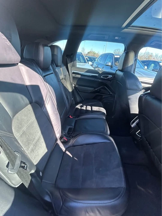 2018 Porsche 958 Cayenne - Image 8 of 8
