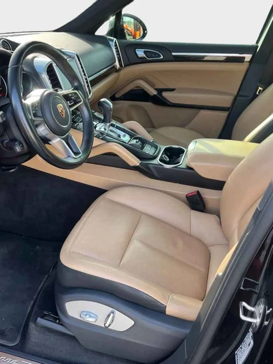 2018 Porsche 958 Cayenne - Image 3 of 3