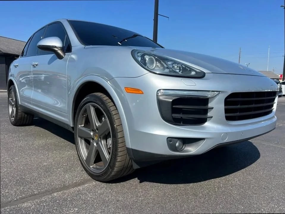 2018 Porsche 958 Cayenne - Image 11 of 20