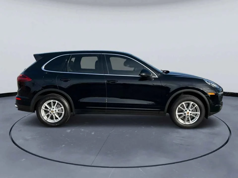 2018 Porsche 958 Cayenne - Image 2 of 3