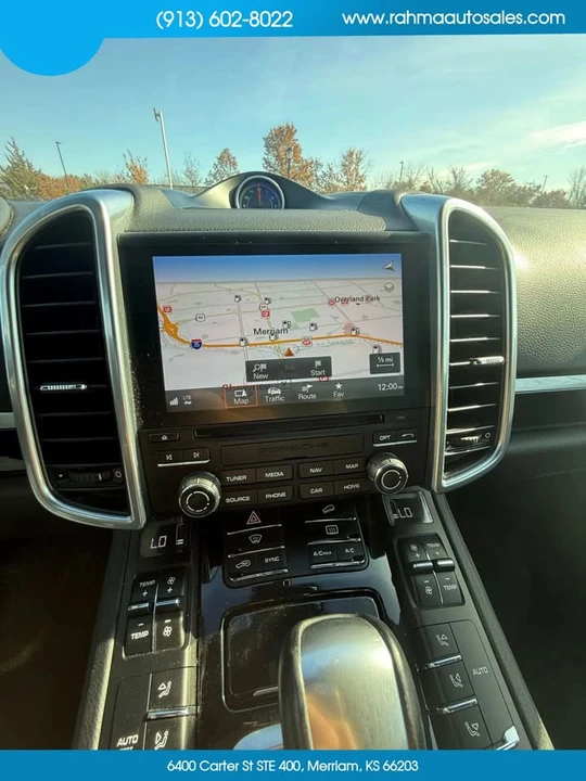 2018 Porsche 958 Cayenne - Image 16 of 19