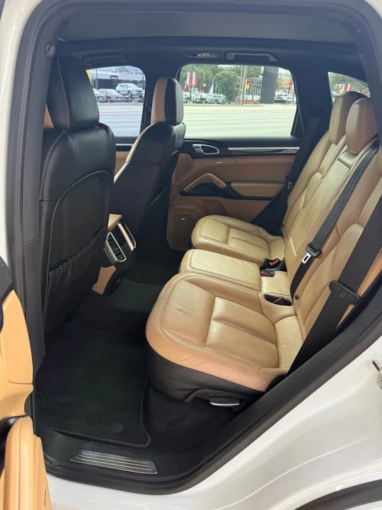 2018 Porsche 958 Cayenne - Image 5 of 5
