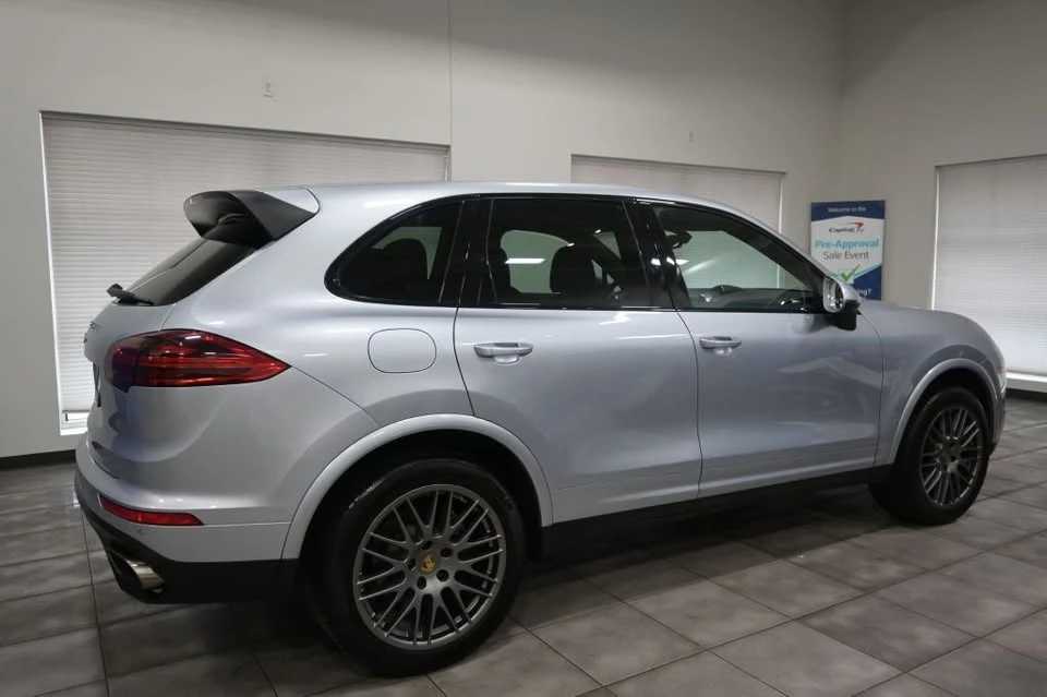 2018 Porsche 958 Cayenne - Image 4 of 20