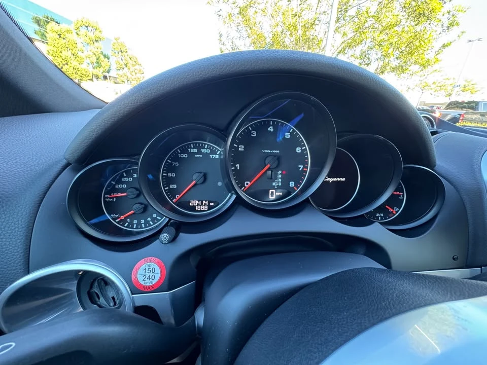 2018 Porsche 958 Cayenne - Image 3 of 16