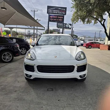 2018 Porsche Cayenne Platinum