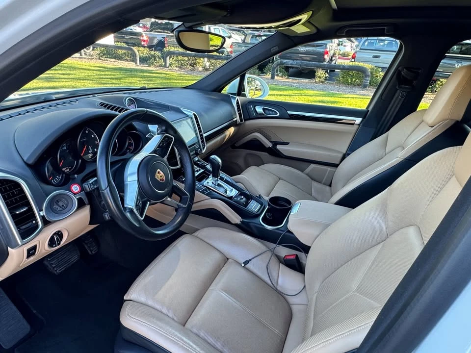2018 Porsche 958 Cayenne - Image 5 of 16