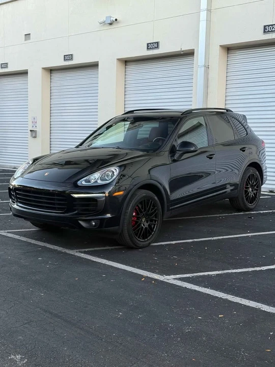 2018 Porsche 958 Cayenne S - Image 3 of 9