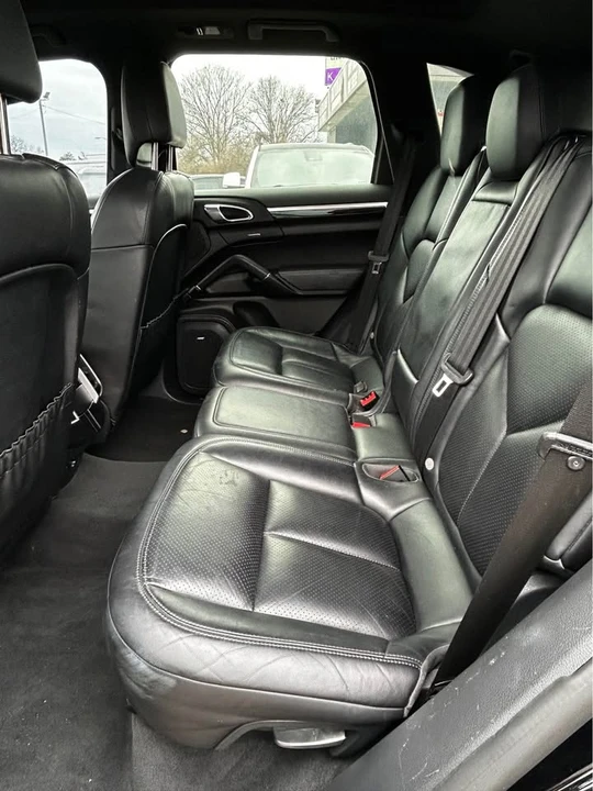 2018 Porsche 9Y0/9Y3 Cayenne - Image 10 of 16