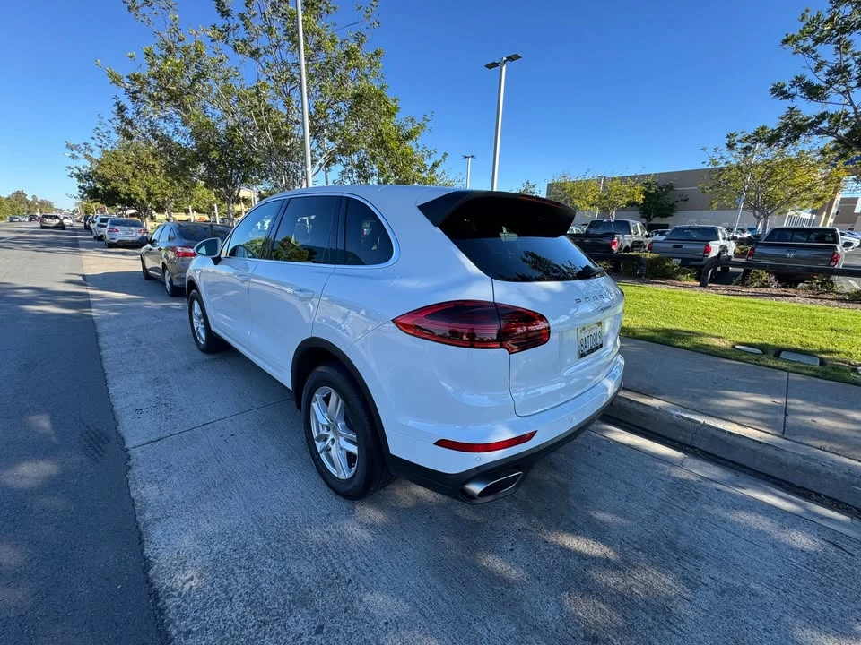 2018 Porsche 958 Cayenne - Image 11 of 16