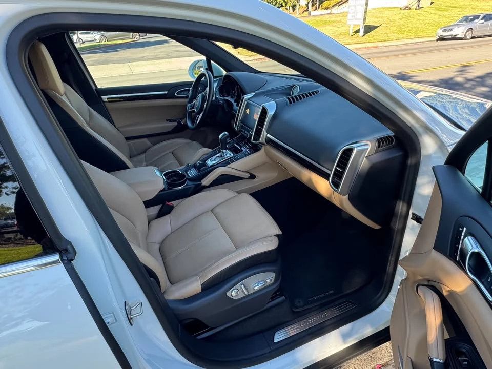 2018 Porsche 958 Cayenne - Image 7 of 16