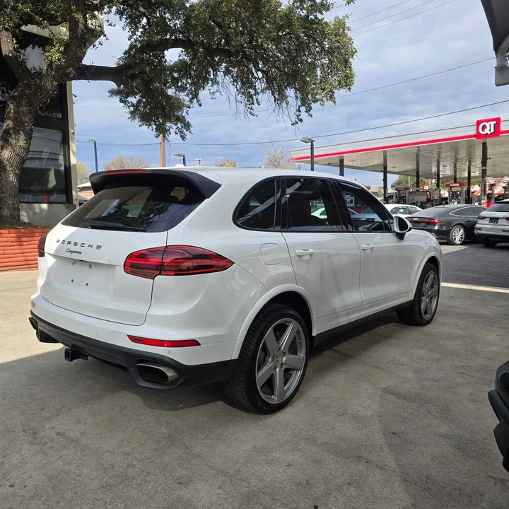 2018 Porsche 9Y0/9Y3 Cayenne - Image 4 of 15