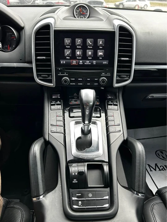 2018 Porsche 9Y0/9Y3 Cayenne - Image 16 of 16