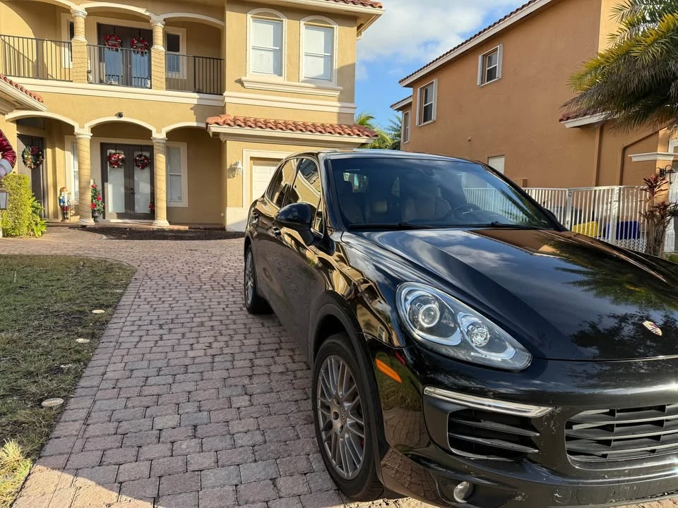 2018 Porsche 958 Cayenne - Image 3 of 11