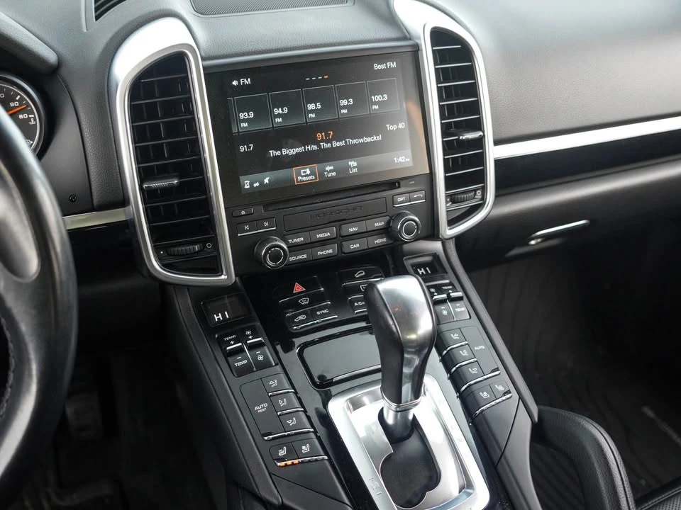 2018 Porsche 958 Cayenne - Image 17 of 20