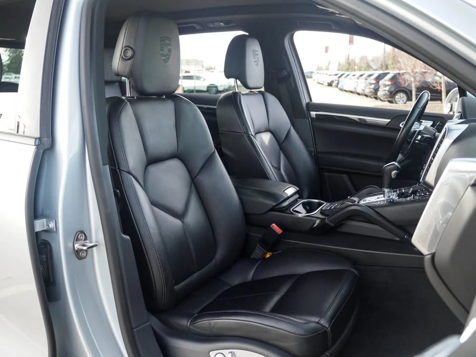 2018 Porsche 958 Cayenne - Image 8 of 20