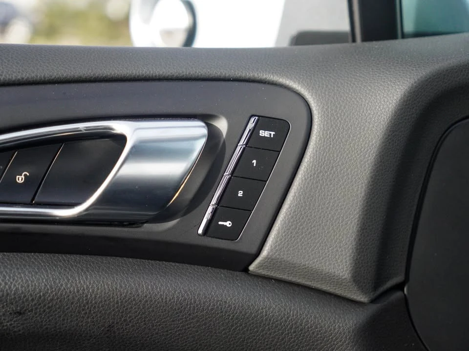 2018 Porsche 958 Cayenne - Image 14 of 20