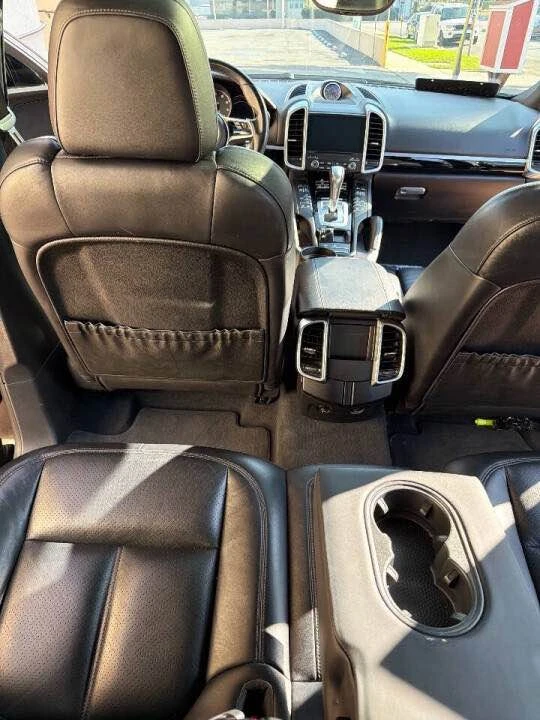 2018 Porsche 958 Cayenne - Image 15 of 19