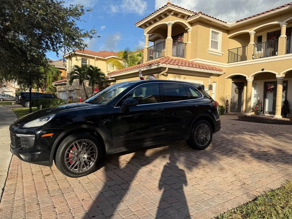 2018 Porsche 958 Cayenne - Image 4 of 11