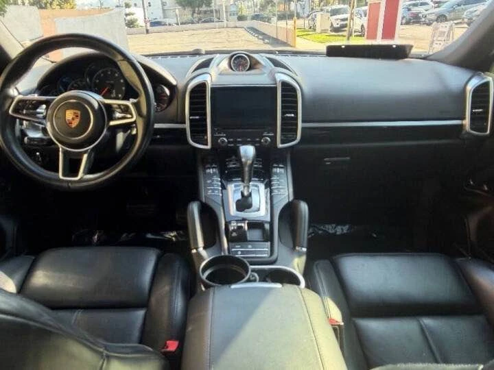 2018 Porsche 958 Cayenne - Image 7 of 19