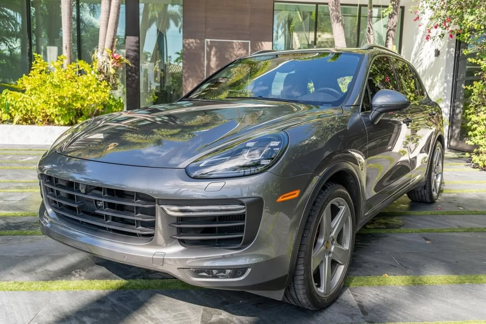 2018 Porsche 958 Cayenne Turbo - Image 2 of 5