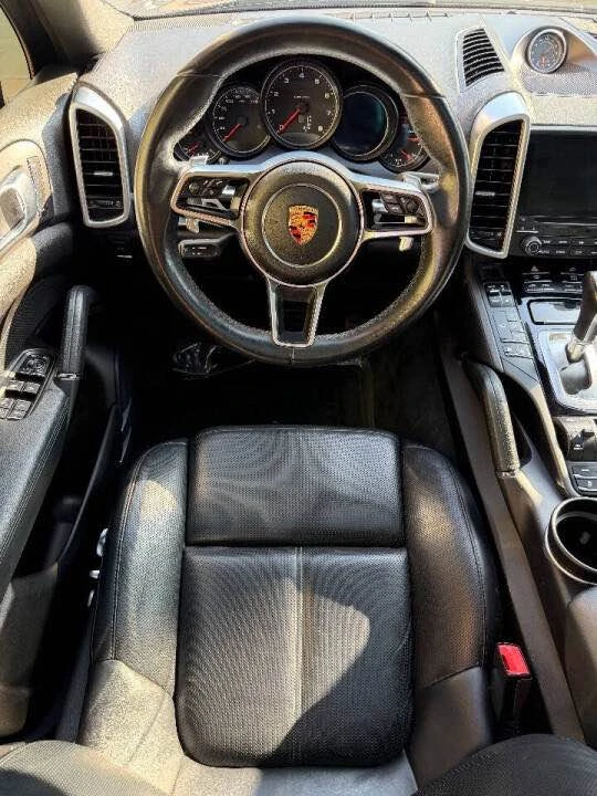 2018 Porsche 958 Cayenne - Image 12 of 19