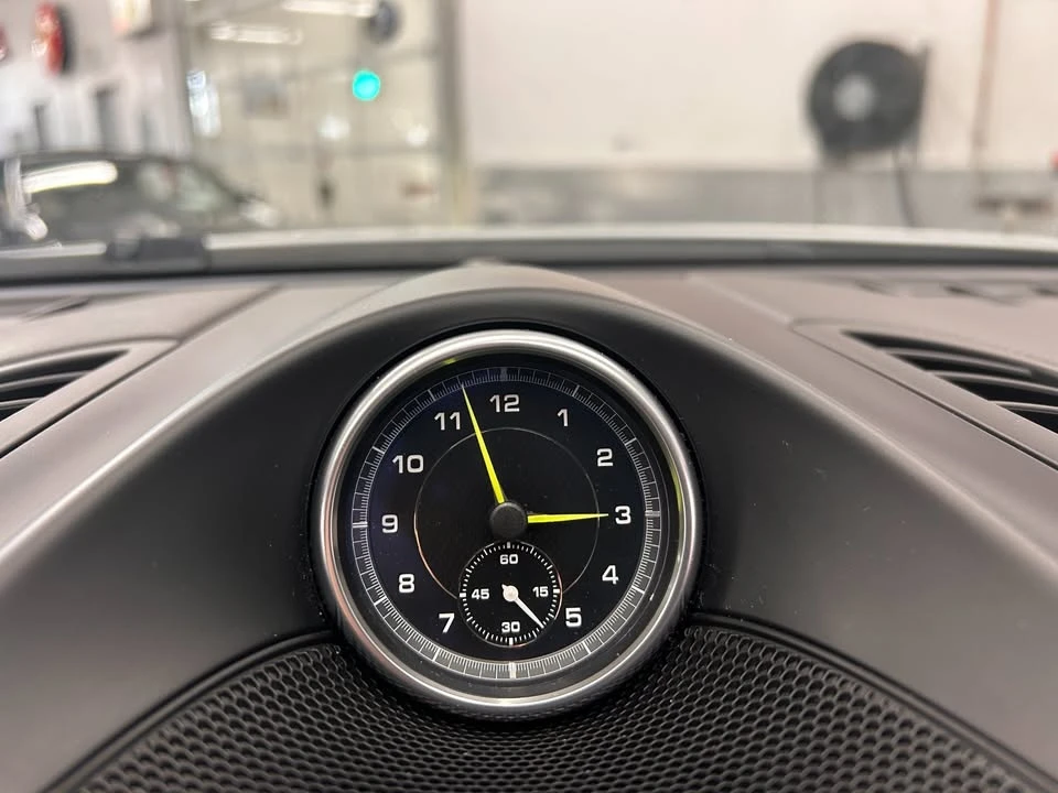 2018 Porsche 958 Cayenne - Image 10 of 18