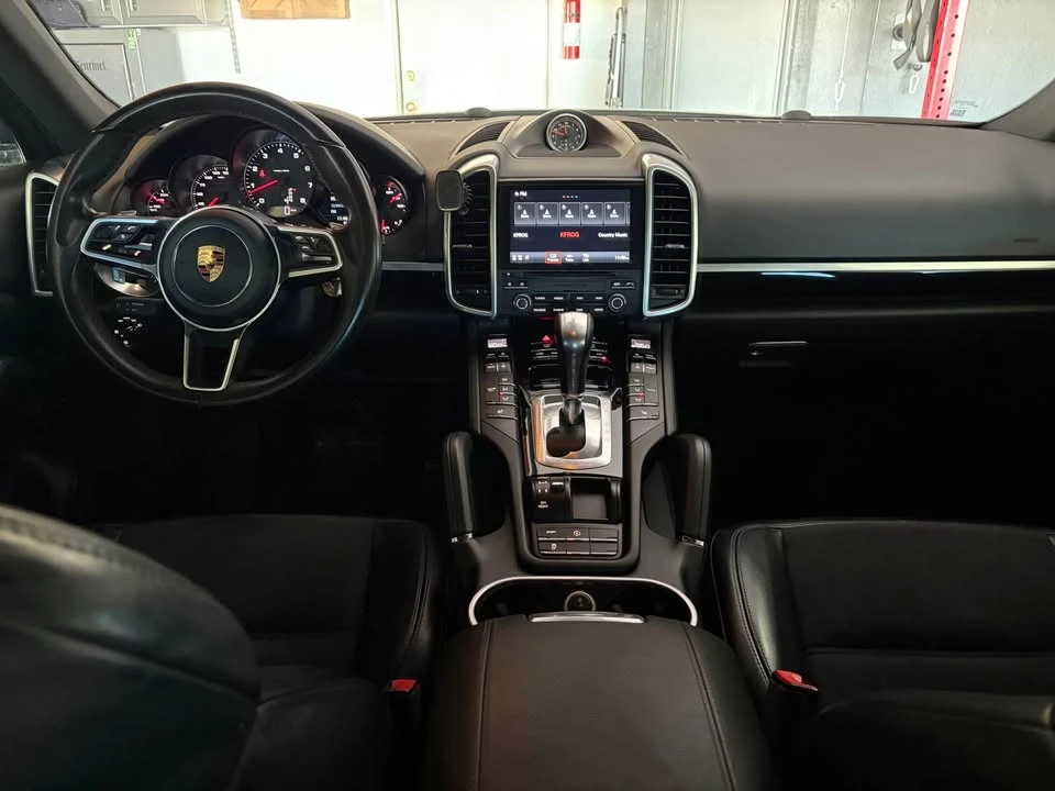 2018 Porsche 958 Cayenne - Image 13 of 19