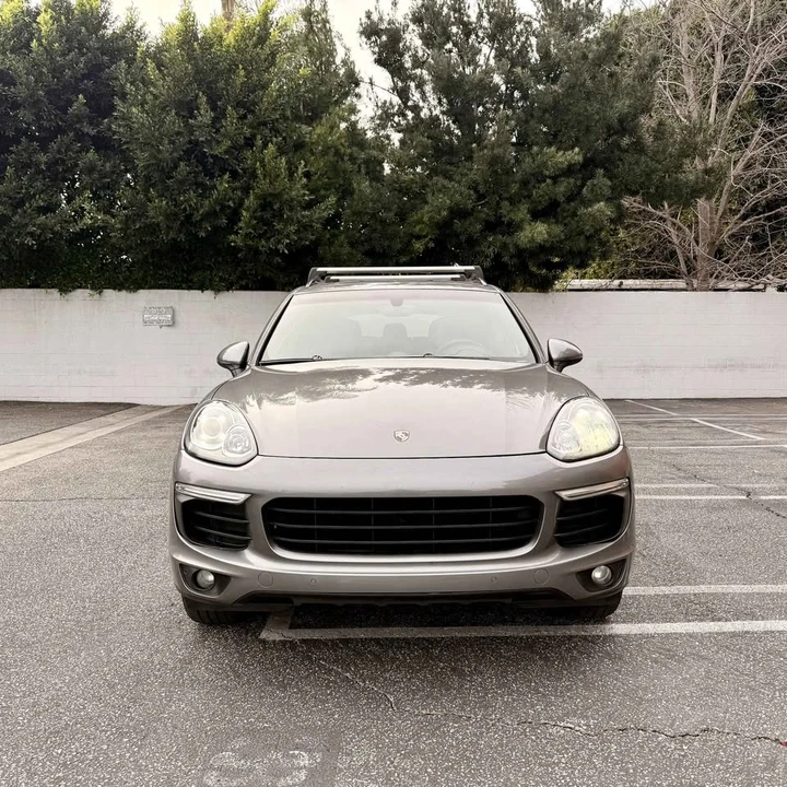 2018 Porsche 958 Cayenne - Image 2 of 19