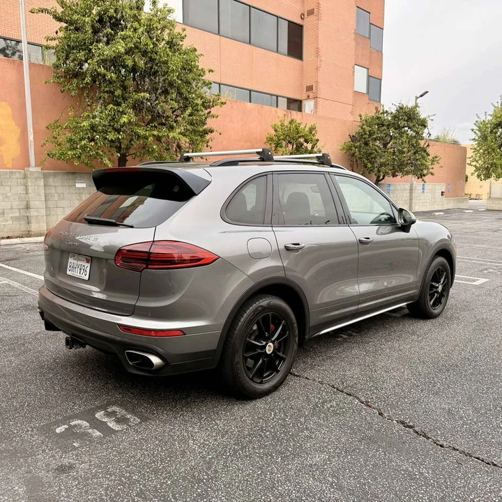 2018 Porsche 958 Cayenne - Image 7 of 19