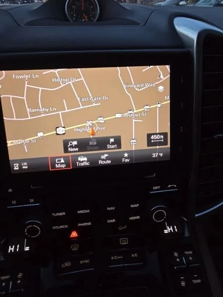 2018 Porsche 958 Cayenne - Image 17 of 20