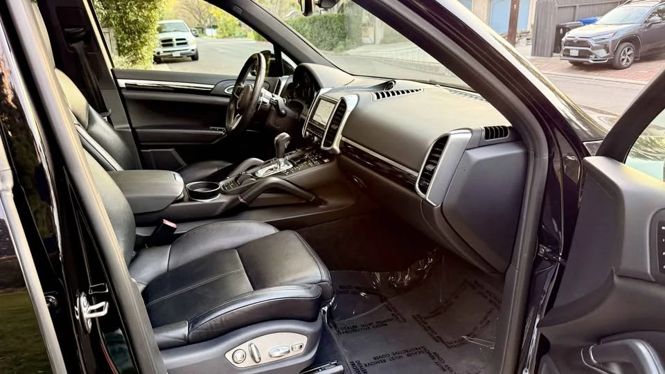 2018 Porsche 958 Cayenne S - Image 11 of 20