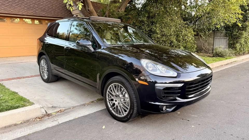 2018 Porsche 958 Cayenne S - Image 19 of 20