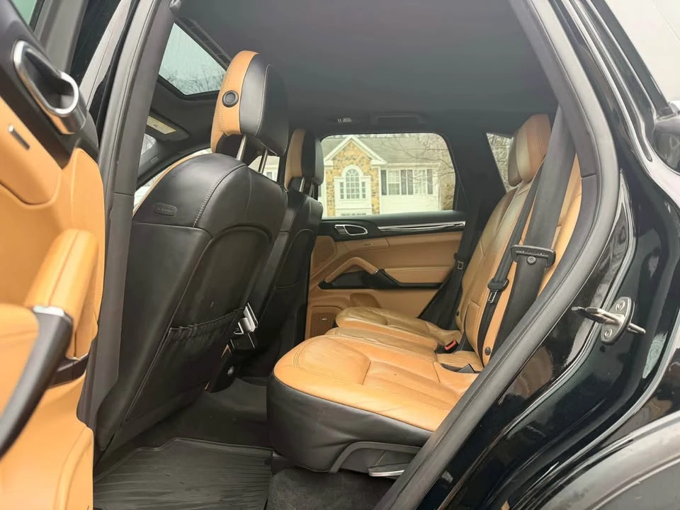 2018 Porsche 958 Cayenne - Image 8 of 10