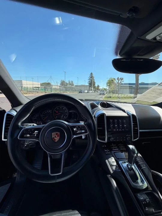 2018 Porsche 958 Cayenne - Image 13 of 18