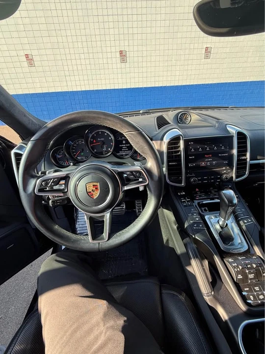 2018 Porsche 958 Cayenne - Image 7 of 15