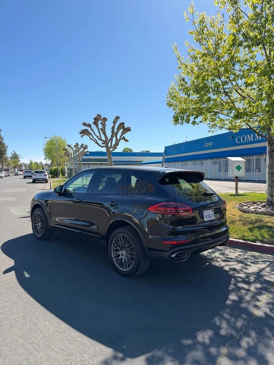 2018 Porsche 958 Cayenne - Image 4 of 18