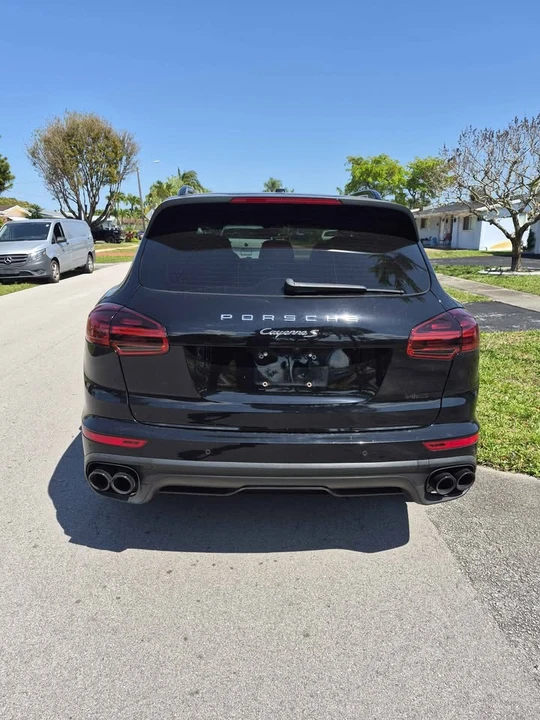 2018 Porsche 958 Cayenne - Image 5 of 15