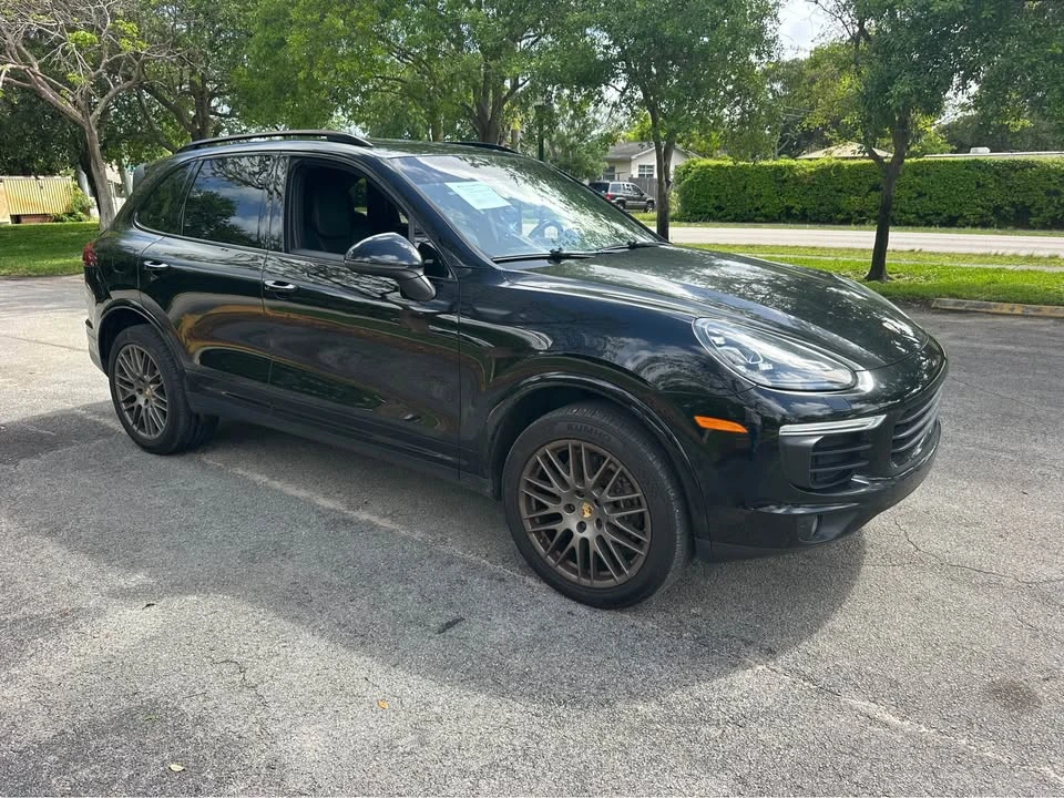 2018 Porsche 958 Cayenne - Image 3 of 15