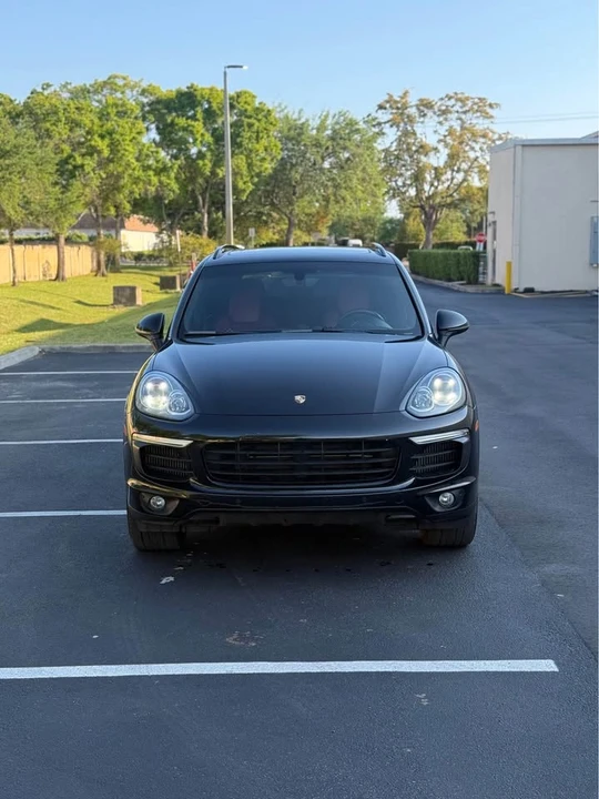 2018 Porsche 958 Cayenne S - Image 3 of 15