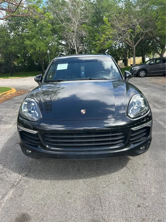 2018 Porsche 958 Cayenne - Image 2 of 15