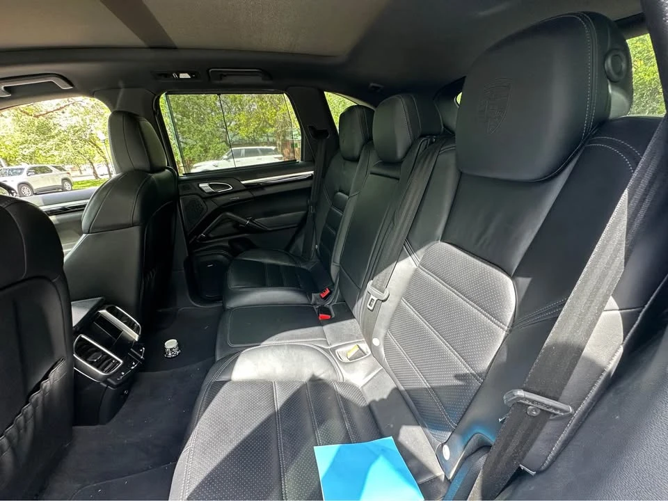 2018 Porsche 958 Cayenne - Image 8 of 15
