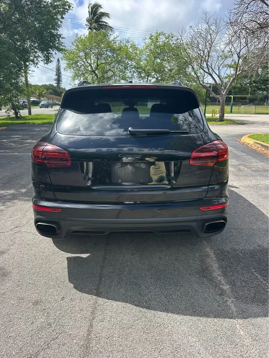 2018 Porsche 958 Cayenne - Image 6 of 15